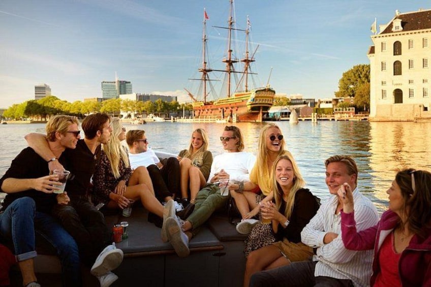 Amsterdam All-Inclusive 90-Minutes Canal Cruise by Captain Jack 2