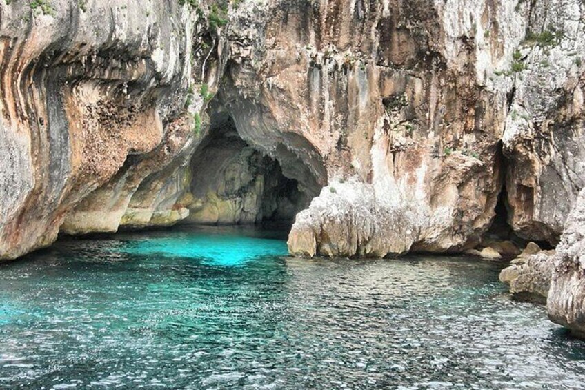 Neptune Caves 5
