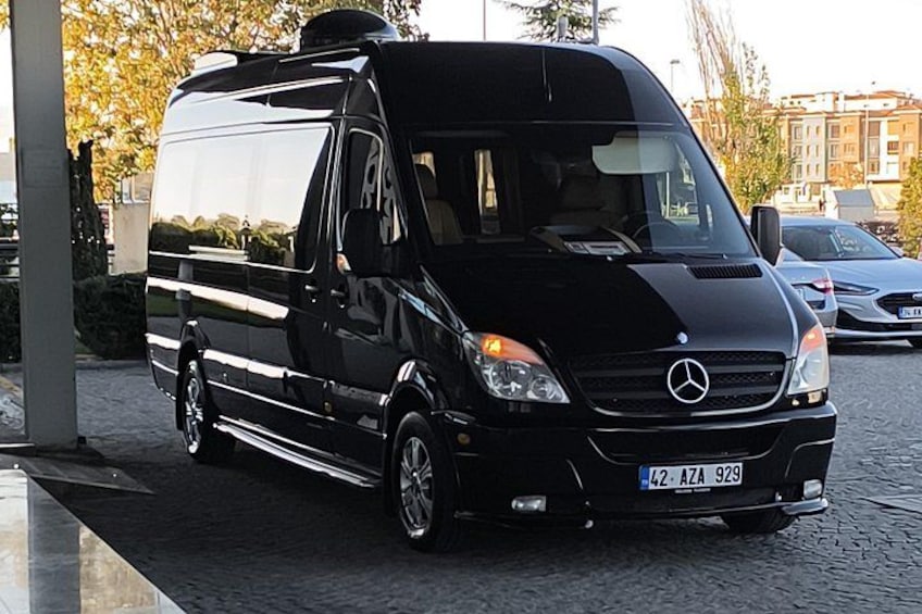 Minibus for 6-8 pax VIP 4