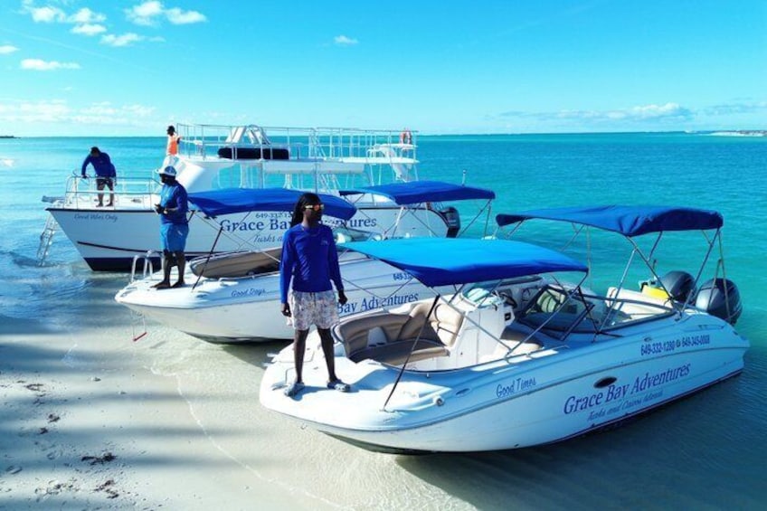 Private Boat Tours to outer islands, snacks drinks- snorkel- cruise! 3