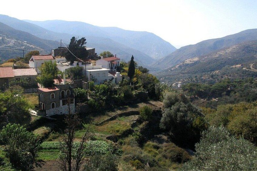 Plokamiana village, on the road to Elafonisi Beach 2