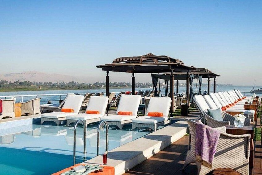 4Days Nile Cruise From Aswan To Luxor Abu Simbel and Air Balloon 3