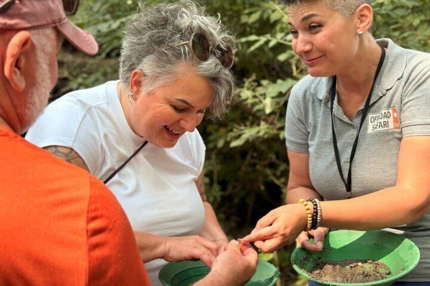Countryside, Czech Garnet Panning, Farm,Lunch&Beer 4WD Adventure 5