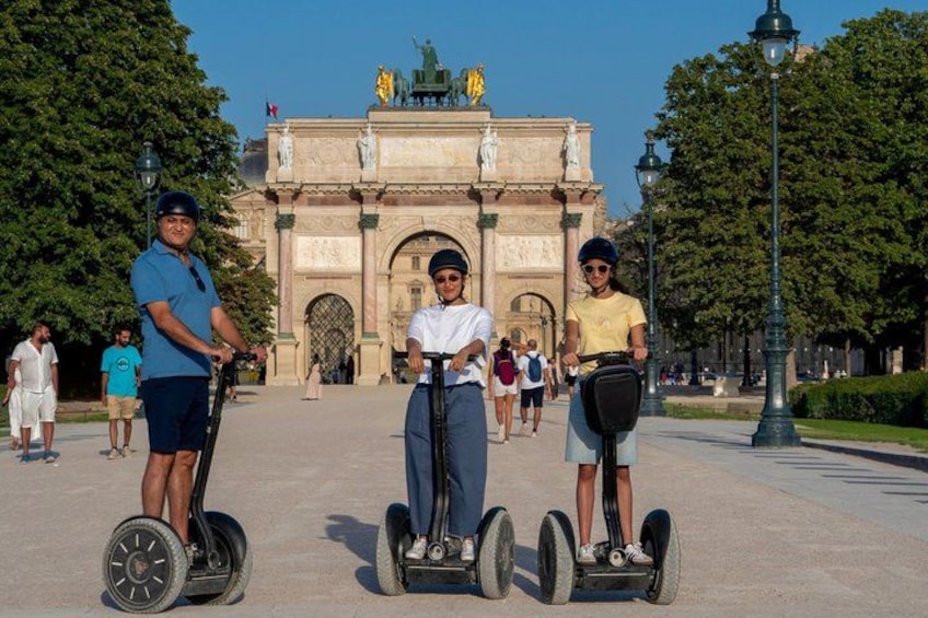 Paris City Sightseeing Half Day Guided Segway Tour with a Local Guide 2