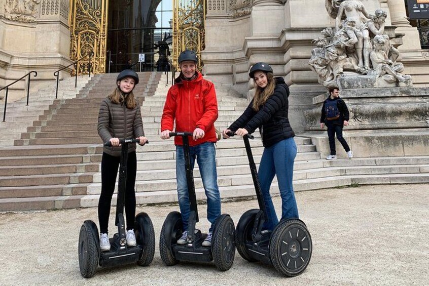 Paris City Sightseeing Half Day Guided Segway Tour with a Local Guide 2