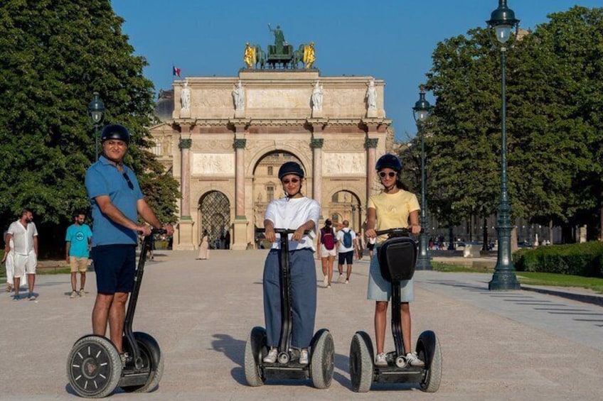 Paris City Sightseeing Half Day Guided Segway Tour with a Local Guide 2