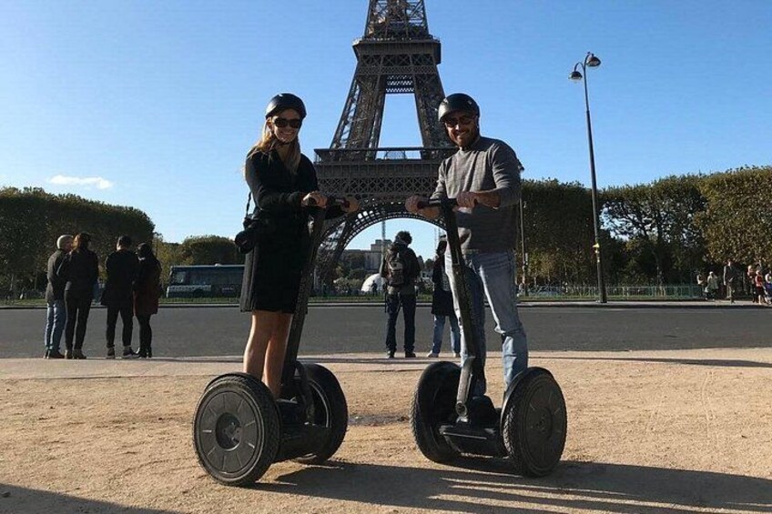 Paris City Sightseeing Half Day Guided Segway Tour with a Local Guide 2