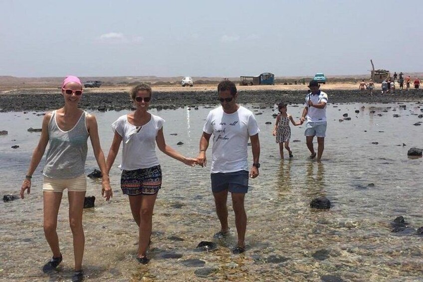 Private Island tour ( Full day)- Shark bay, Salt lake, blue eye. 3
