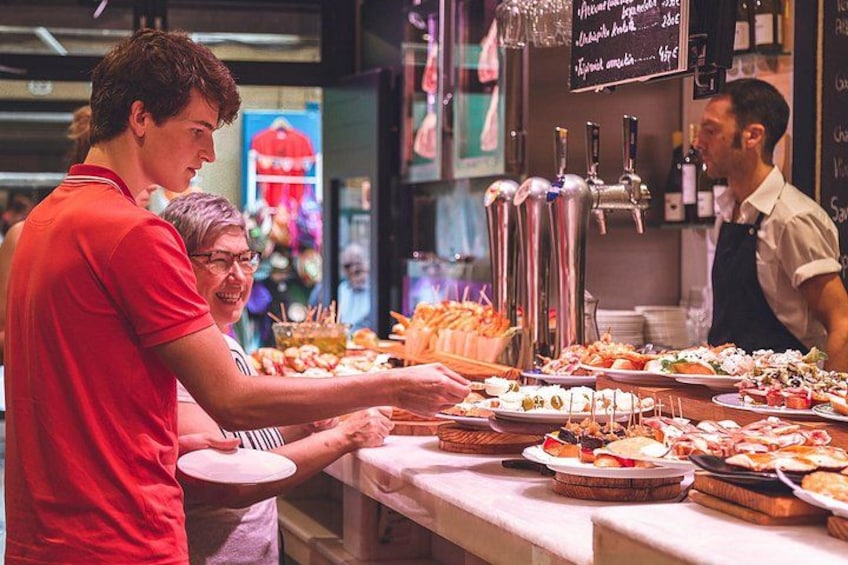 San Sebastian Pintxos Tour for Gourmets in the Old Town 2