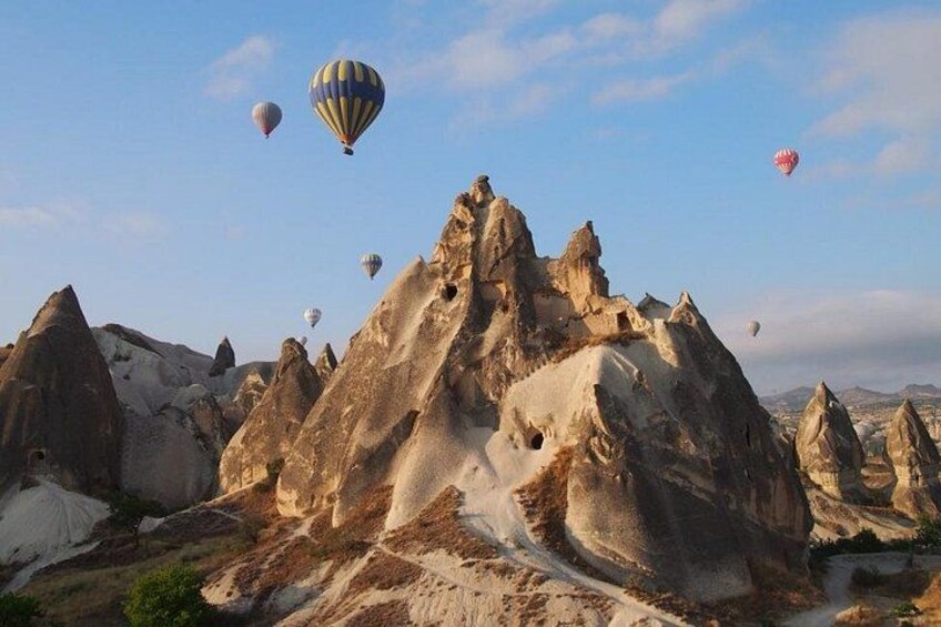 Cappadocia Hot Air Balloon Tour Over Fairychimneys 4