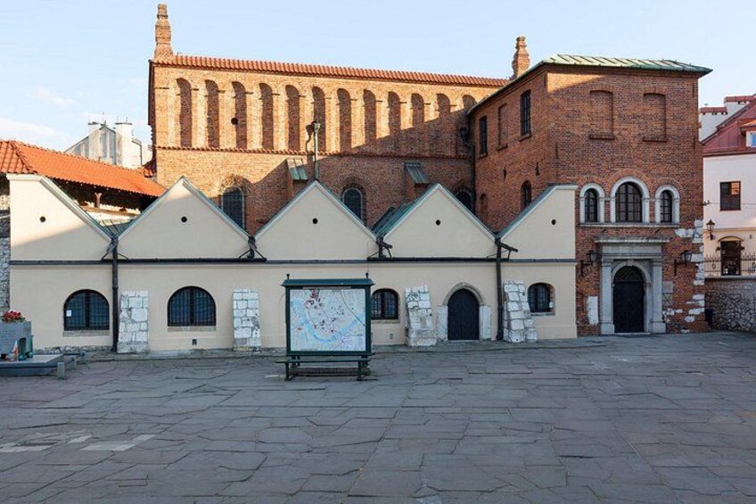 Krakow Kazimierz and Jewish Ghetto Tour with Synagogues 2