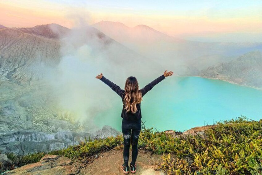 The crater of Mount Ijen