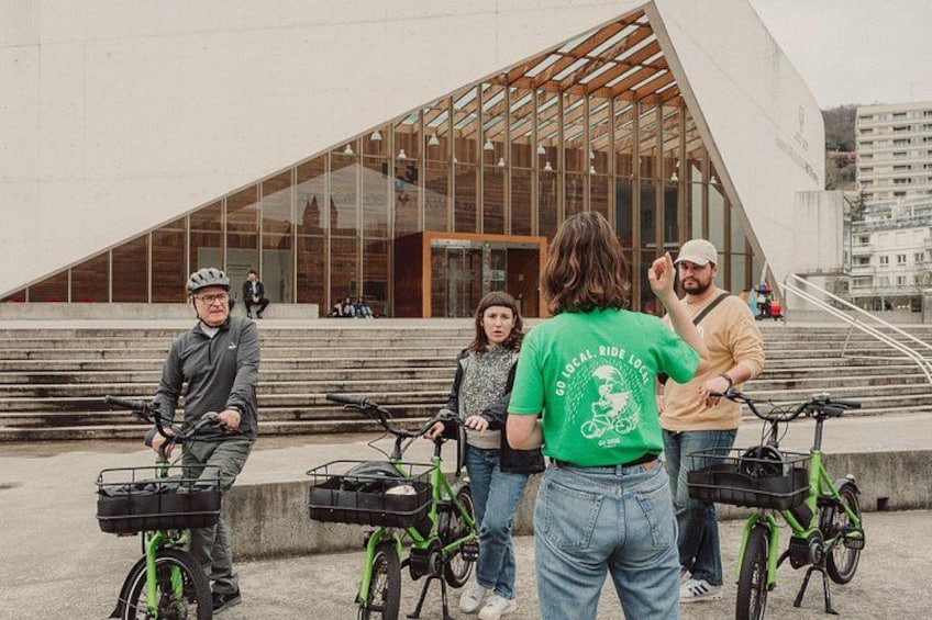 Small-Group Electric Bike Tour in San Sebastián 2