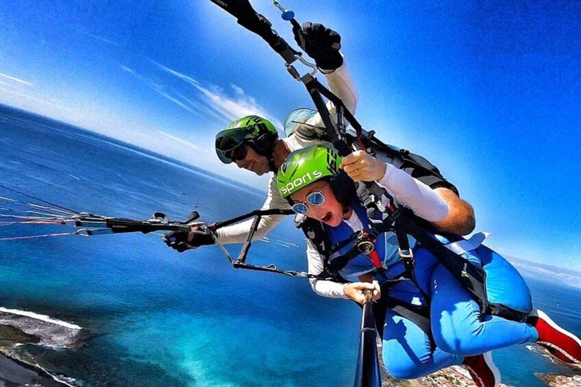 Bronze Tandem Paragliding Flight in South Tenerife with Pick-up 4