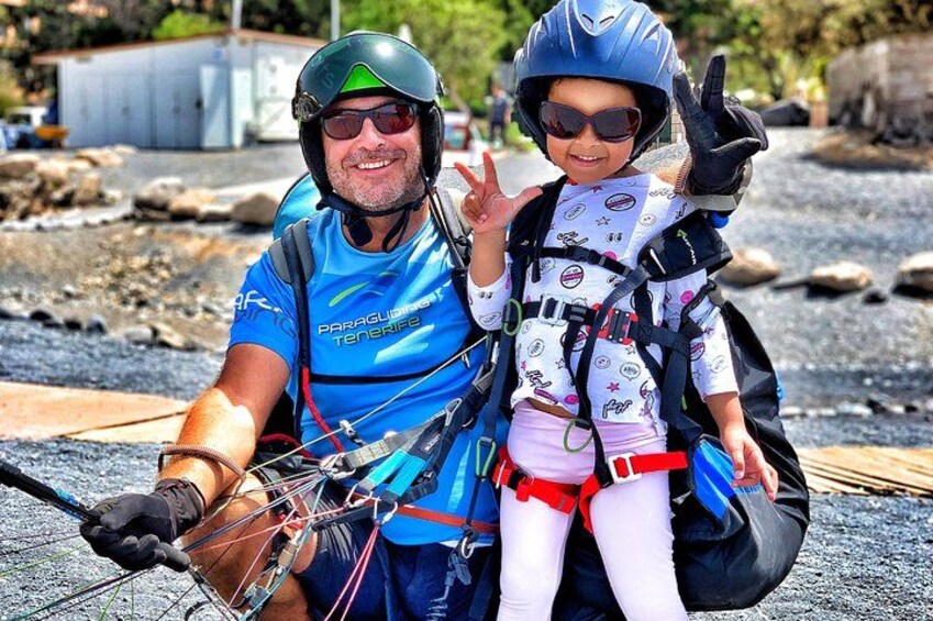Bronze Tandem Paragliding Flight in South Tenerife with Pick-up 5