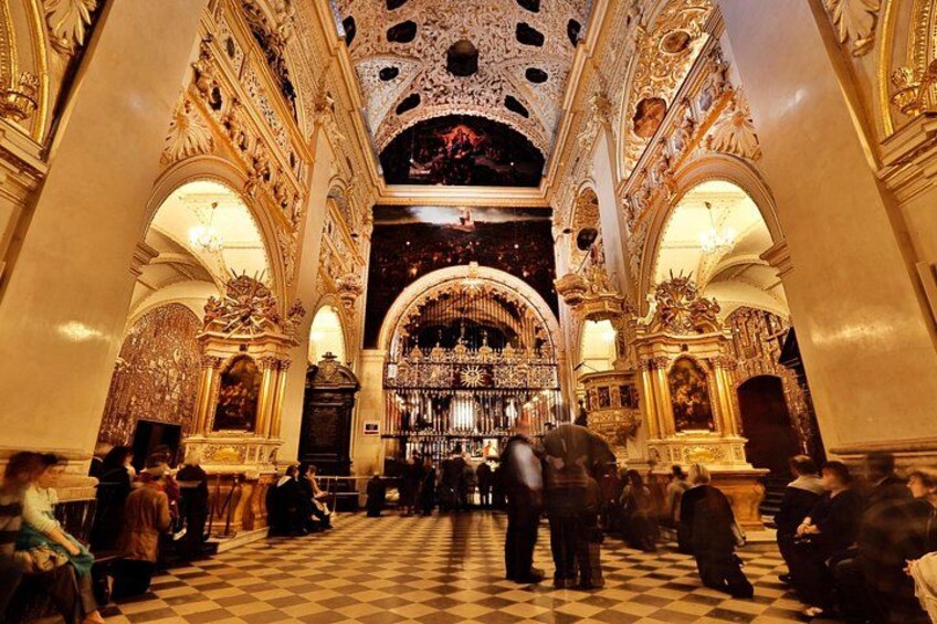 The chapel wiht the miraculous image of the Black Madonna 3