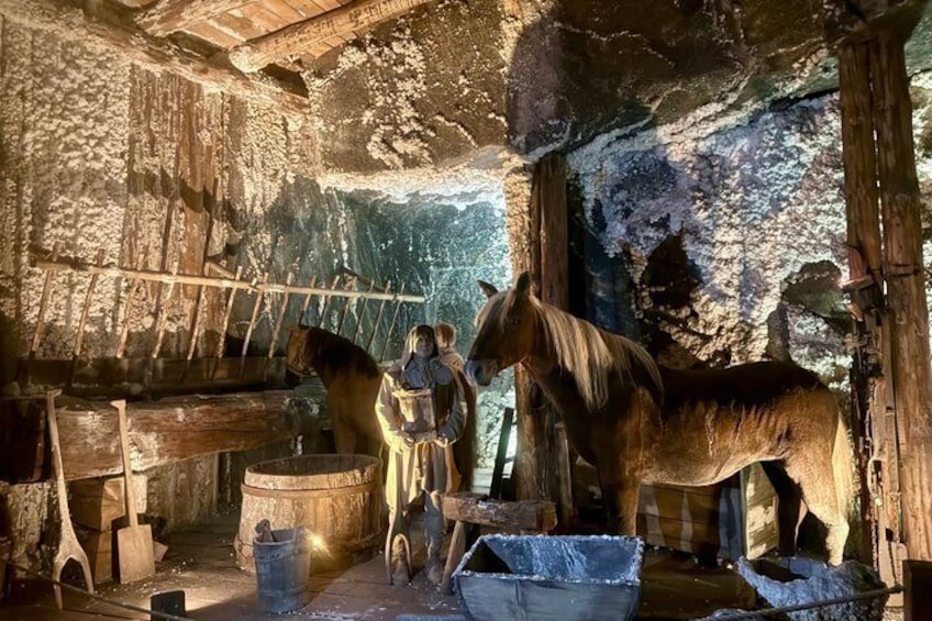 Wieliczka Salt Mine Guided Tour from Krakow 5