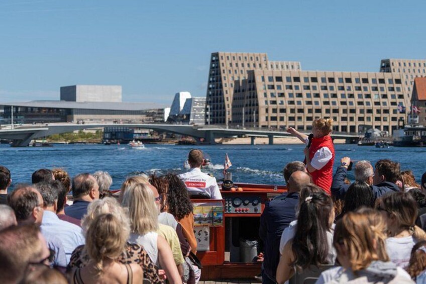 Copenhagen Classic Canal Tour With Guide 2