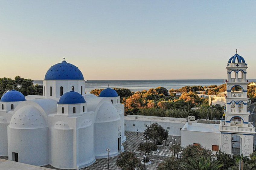 Perissa Beach 4
