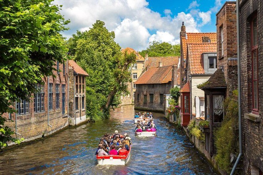 Boat trip in Bruges 1