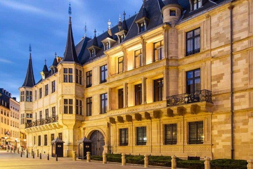 Luxembourg - Grand Duc's palace 2