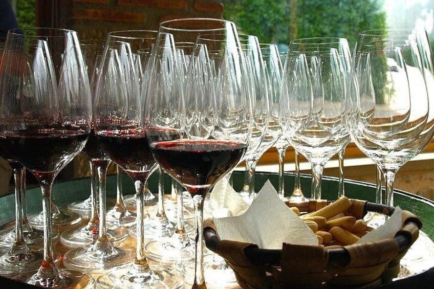 Semi-Private Rioja Tour of 3 Premium Wineries from Bilbao 3