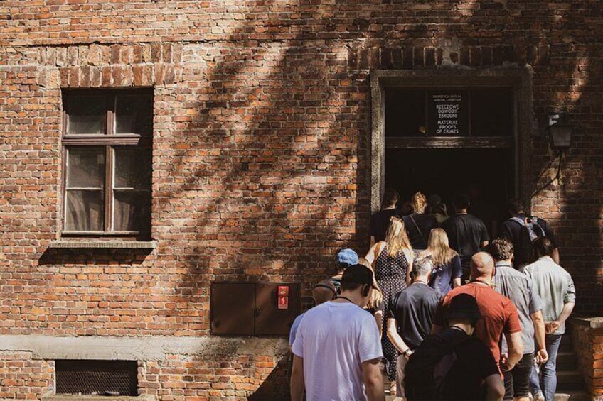 Guided Tour Krakow to Auschwitz-Birkenau with pickup options 5