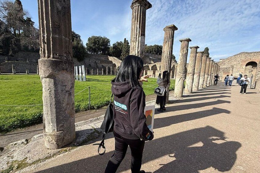 Pompeii Day Trip from Naples with Skip-the-Line Tickets & Guide 2