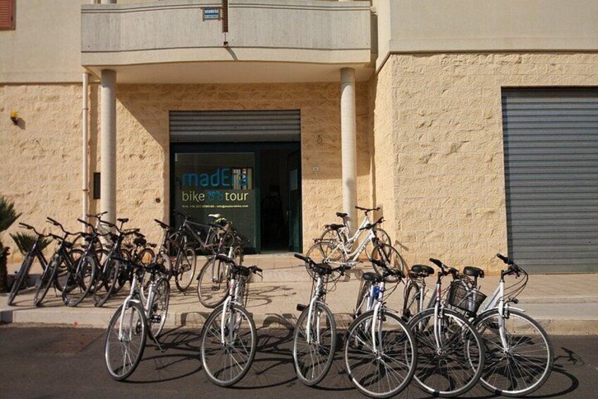 Puglia Bike Tour: Cycling Through the History of Extra Virgin Olive Oil 3