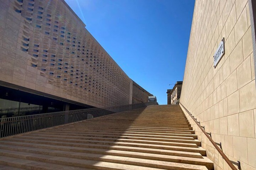 Meeting Point for the Valletta Walking Tour. 3