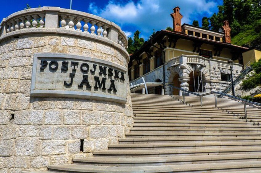 Postojna Cave entrance 2