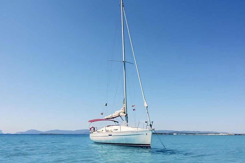 Full-Day Private Ibiza and Formentera Charter Cruise 1
