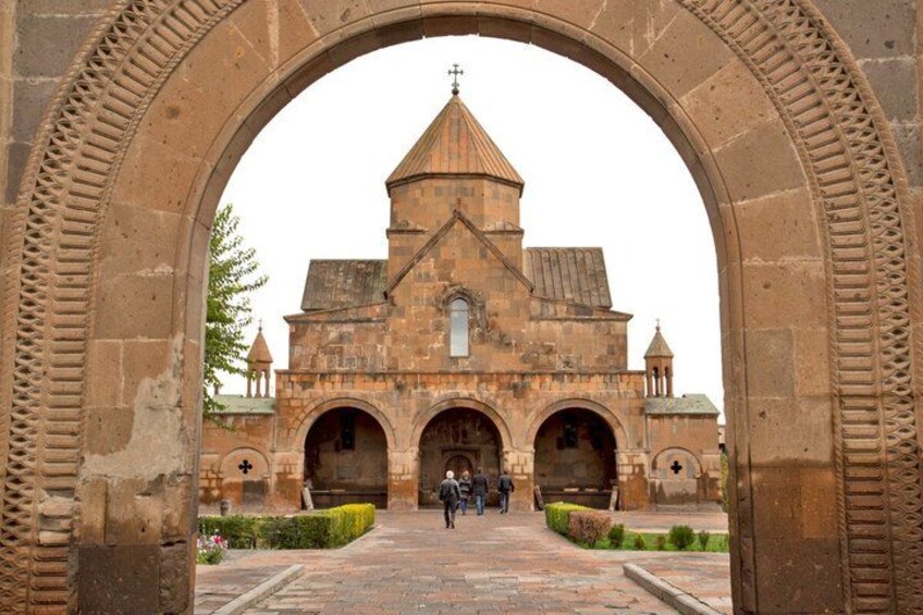 Group Tour: Echmiadzin Cathedral & churches, Zvartnots Temple 4