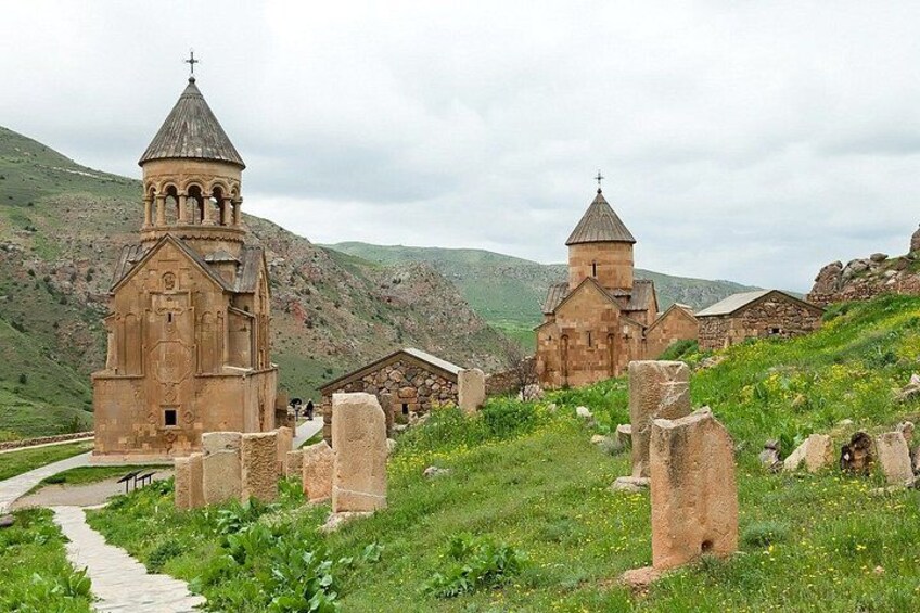 Private tour to Khor Virap, Noravank, ancient Birds-Cave, Hin Areni wine factory 4