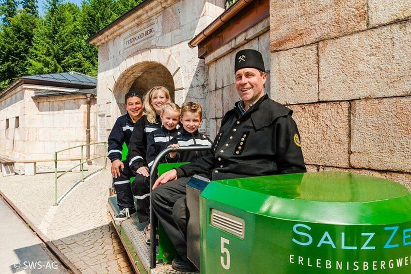 Skip-The-Line Salt-Mines and Bavarian Mountains Tour from Salzburg 3