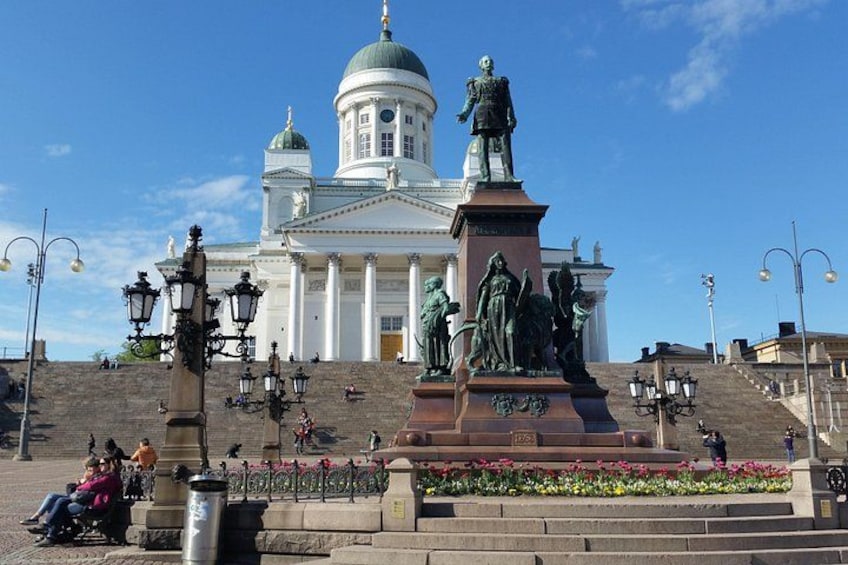 The Senate Square 2