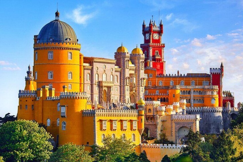 Sintra, Pena Palace, Quinta da Regaleira & Cascais Group Tour 1