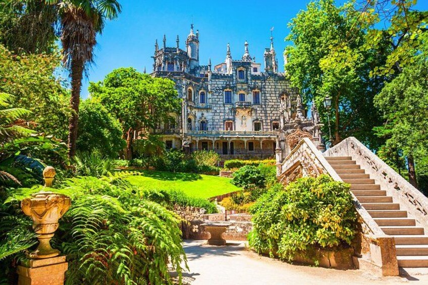 Sintra, Pena Palace, Quinta da Regaleira & Cascais Group Tour 4
