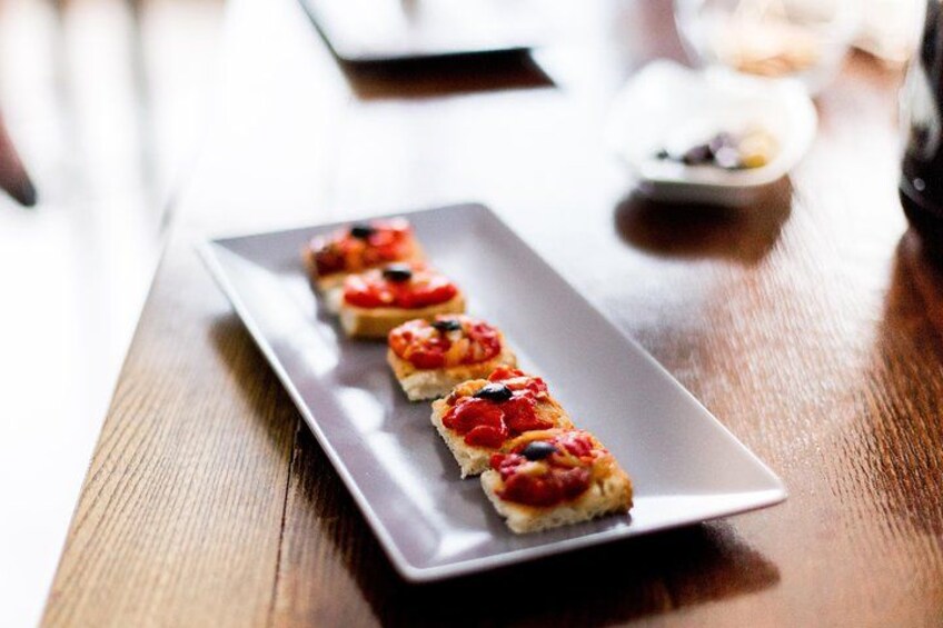 Menu Tapas: Esgarraet (Marinated Peppers & Salted Codfish) 3