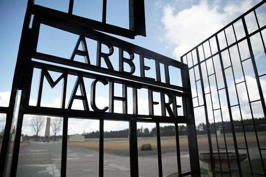 Enter the prison camp, passing the infamous "Arbeit Macht Frei" (work sets you free) sign 2