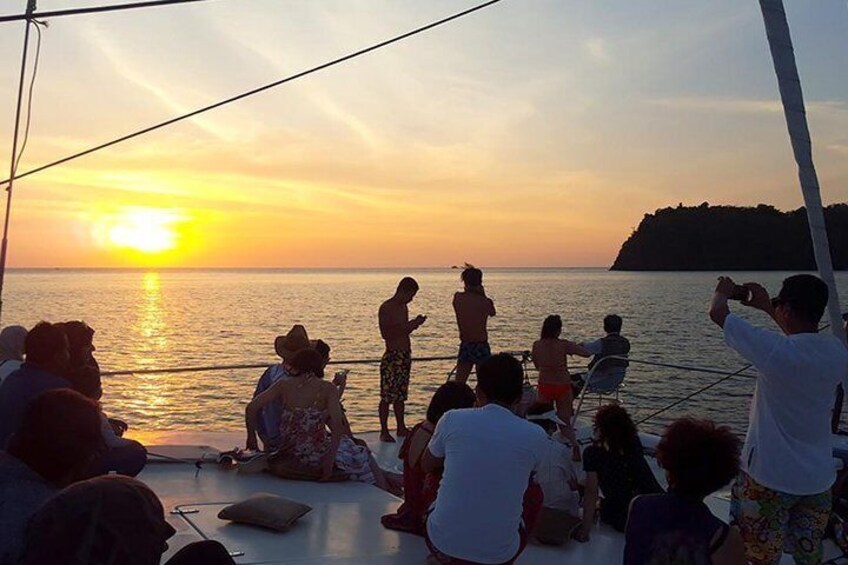 Langkawi Andaman Sea Sunset Dinner Cruise 1