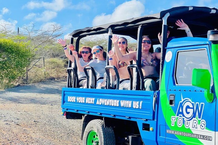 Aruba Jeep Tour: Natural Pool, Caves and Baby Beach Adventure 2