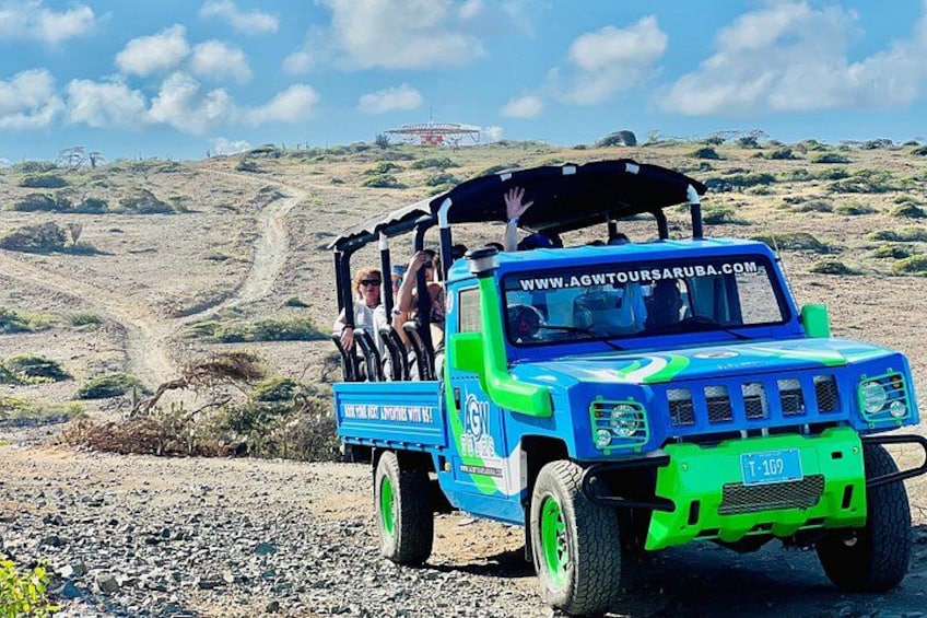 Aruba Jeep Tour: Natural Pool, Caves and Baby Beach Adventure 3