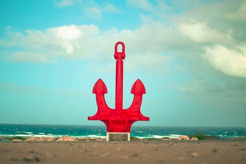 Rehttps://media-cdn.tripadvisor.com/media/attractions-splice-spp-720x480/07/bc/b0/bf.jpgd Anchor 4