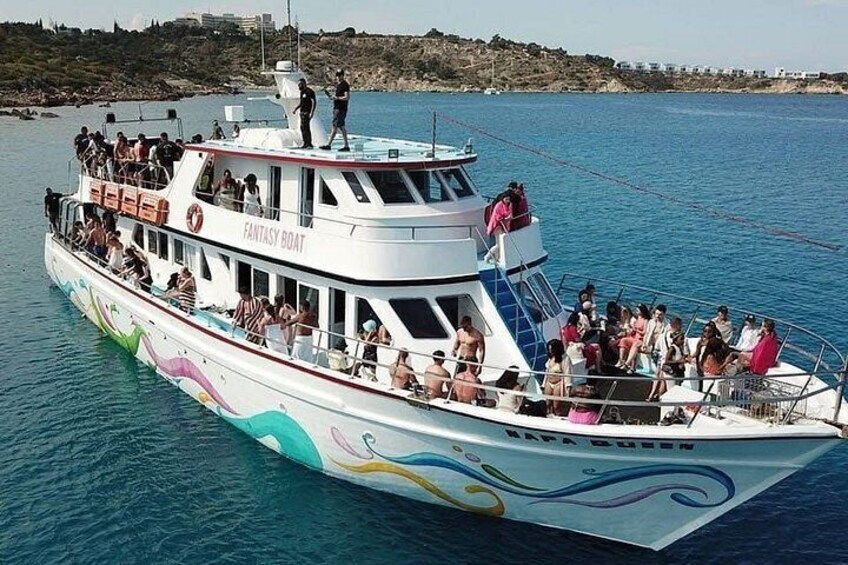 Fantasy Boat Party 4