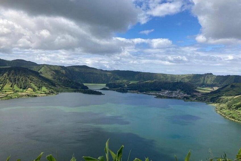 Half-Day 4x4 Tour to Lagoa das Sete Cidades 3