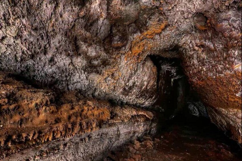 Speleology Tour in Cueva de Las Palomas in La Palma 2