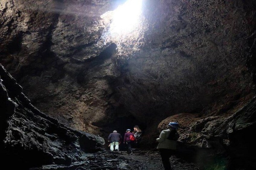 Speleology Tour in Cueva de Las Palomas in La Palma 2