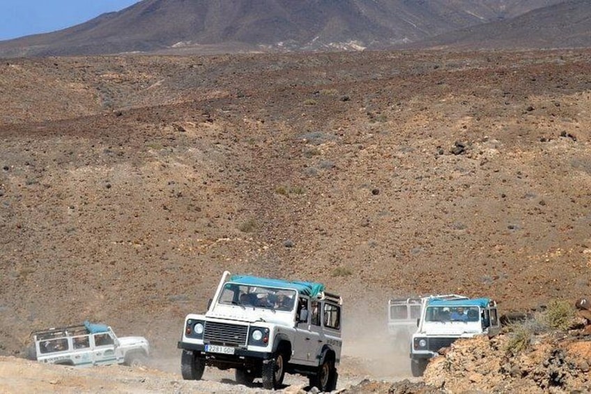 4x4 Jeep Safari Tour in Cofete Beach 2