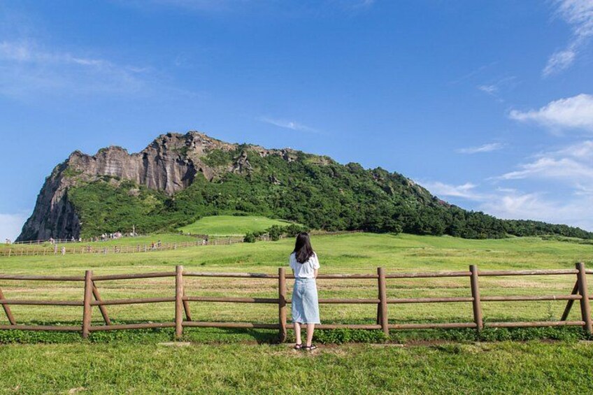 Seongsan Sunrise Peak and Park 1